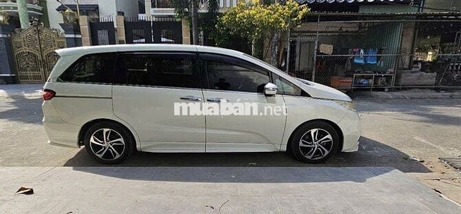 Honda Odyssey 2016  - 100000 km