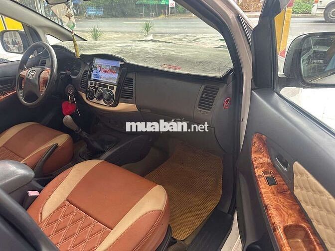 Giá: 248 triệu TOYOTA INNOVA 2015 ABS và 2 Túi khí
