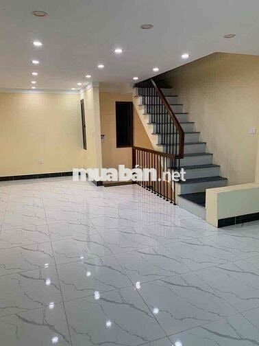 NHÀ 4 TẦNG MỚI TINH  CAO LỖ, ĐÔNG ANH  VỊ TRÍ ĐẮC ĐỊA – GẦN CƠ QUAN H