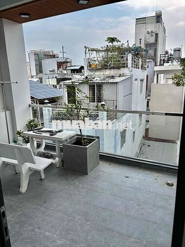 Phòng mới xây sạch đẹp gần cầu Nguyễn Văn Cừ thuận tiện cho đi lại