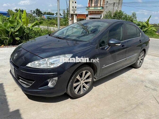 Peugeot 408 2014 Premium - 123 km