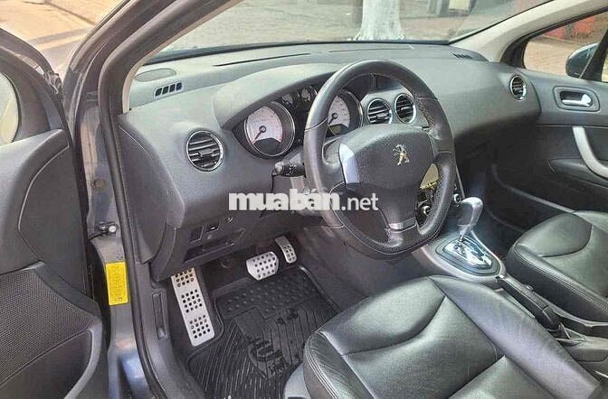 Peugeot 408 2014 Premium - 123 km