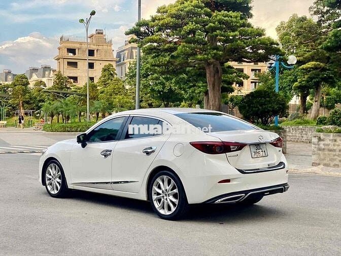 Mazda 3 2015 2.0 AT - 10 km