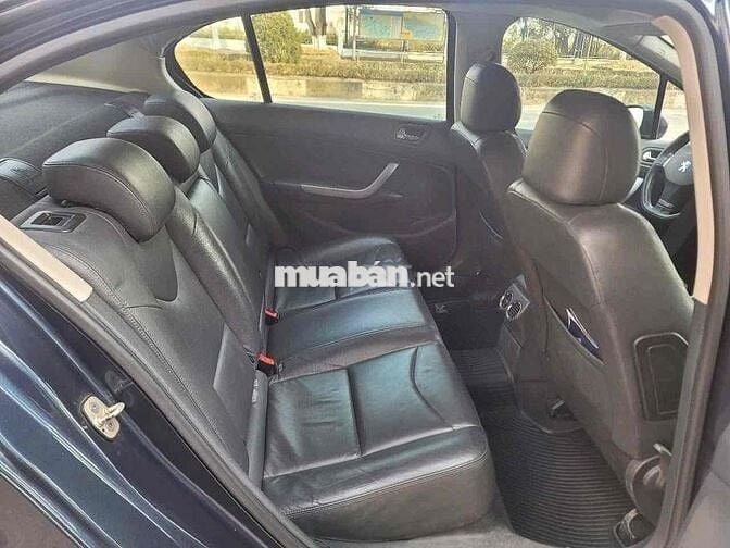 Peugeot 408 2014 Premium - 123 km