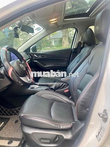 Mazda 3 2015 2.0 AT - 10 km