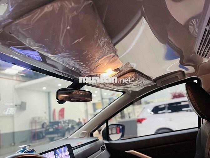 Mitsubishi Xpander 2024 Premium trắng - 24000 km
