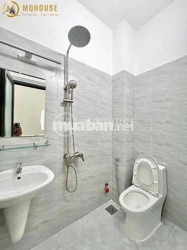 1PN BAN CÔNG FULL NỘI THẤT MỚI MGR NHÀ THOÁNG HẺM XE HƠI TRỐNG SẴN