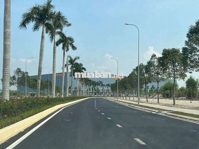 1 lô ngay khu cn minh hung chơn thành
