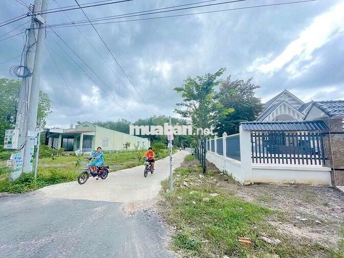 1 lô ngay khu cn minh hung chơn thành