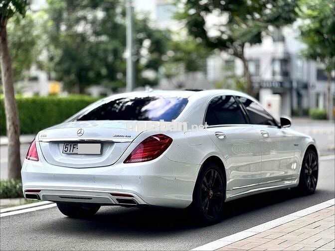 Mercedes Benz S500 Model 2015