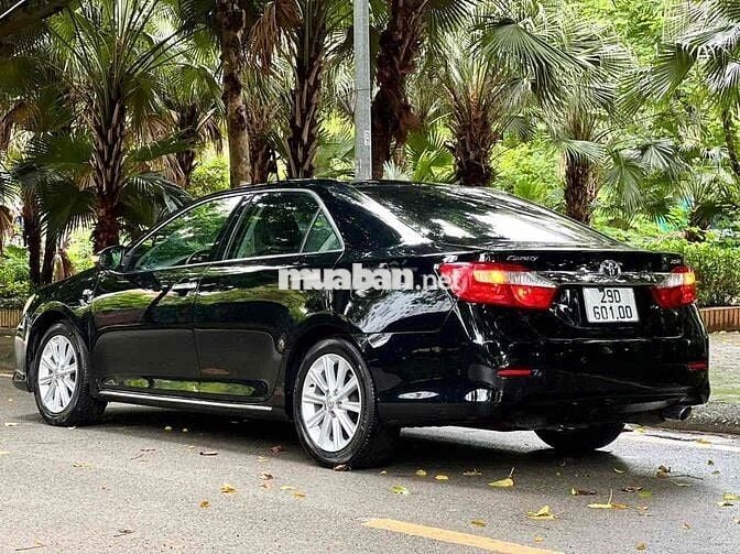 Toyota Camry Đen Sedan 2013 - Odo 10700km