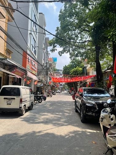 Bán nhà Minh Khai đường ô tô tránh 5 tầng thang máy, Dt 52m2, mt 4.6m.