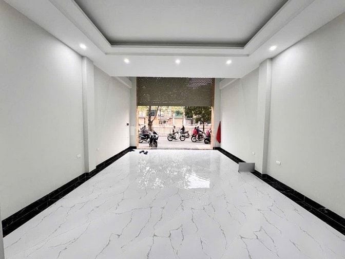 Bán nhà Minh Khai đường ô tô tránh 5 tầng thang máy, Dt 52m2, mt 4.6m.