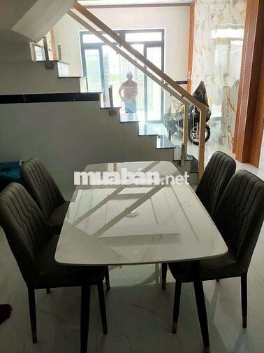 Nhà cho thuê dài hạn, 4tr/1 tháng, rộng rãi, thoáng mát,
