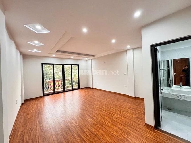 Bán nhà Minh Khai đường ô tô tránh 5 tầng thang máy, Dt 52m2, mt 4.6m.