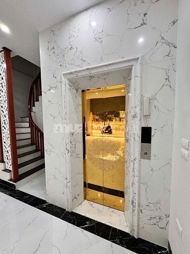 Bán nhà Minh Khai đường ô tô tránh 5 tầng thang máy, Dt 52m2, mt 4.6m.