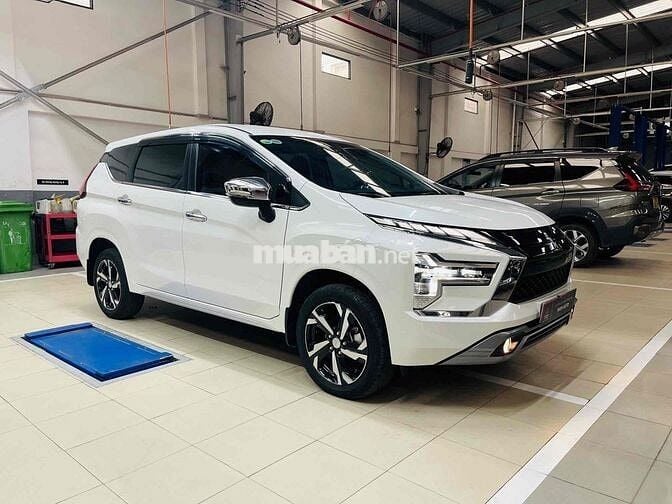 Mitsubishi Xpander 2024 Premium trắng - 24000 km