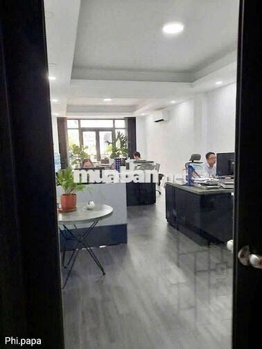 Nhà 1 Trệt 4 Lầu 4x18m Trống Suốt Mặt Tiền Đường Số Tân Quy Q.7