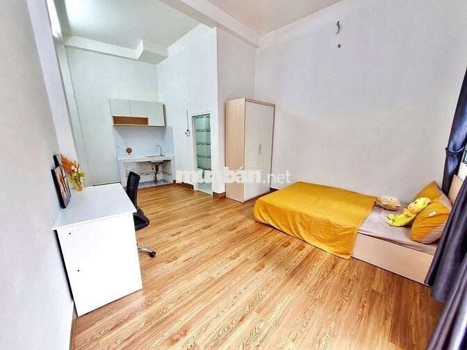 Cho thuê căn ban công ngay lê Văn Duyệt Bình Thạnh gần chợ Bà Chiểu