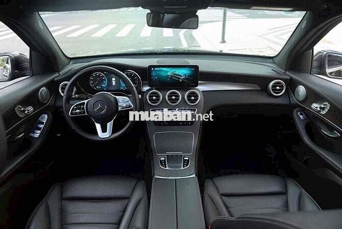 LONG ANH AUTO về MERCEDES GLC300 4Matic model 2020