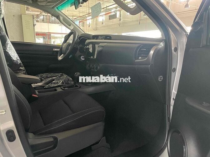 Toyota Hilux 2025 2.4L 4x2 AT giao ngay-Hỗ trợ gop
