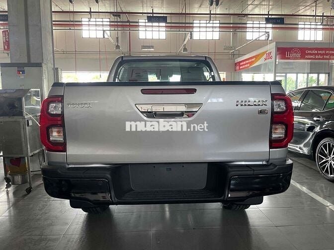 Toyota Hilux 2025 2.4L 4x2 AT giao ngay-Hỗ trợ gop