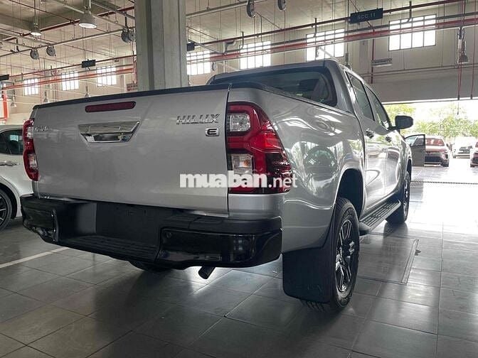 Toyota Hilux 2025 2.4L 4x2 AT giao ngay-Hỗ trợ gop