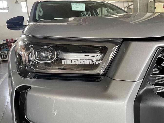 Toyota Hilux 2025 2.4L 4x2 AT giao ngay-Hỗ trợ gop