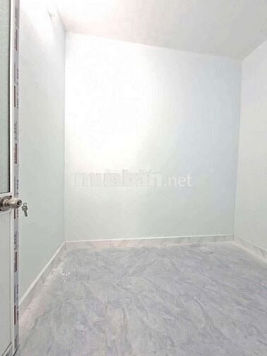Nhà 1 lầu 2 phòng ngủ 2 vi sinh, hẻm 4m