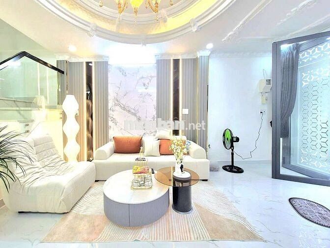 Nhà mới đẹp 1 lầu, 2 phòng ngủ đường xe hơi
