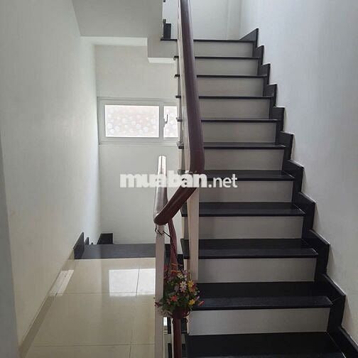 Cần Bán Căn Nhà Đẹp Hẻm 262 Lê Văn Sỹ Q3 - Vị trí đẹp, Nở hậu - 5 Tầng