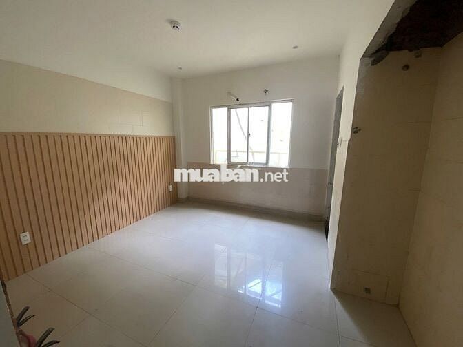 Cho Thuê Mặt Bằng Đường Nguyễn Trọng Tuyển, Phú Nhuận ( 7x17m - Rộng )