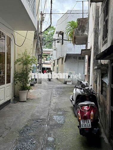 Cần tiền bán gấp cách mt 1 can hẻm thông