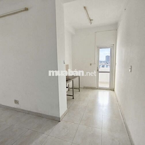 Bán căn hộ Nhất Lan 2, Bình Tân .71,2 m2
Giá 2 tỷ 2, sổ hồng sẵn