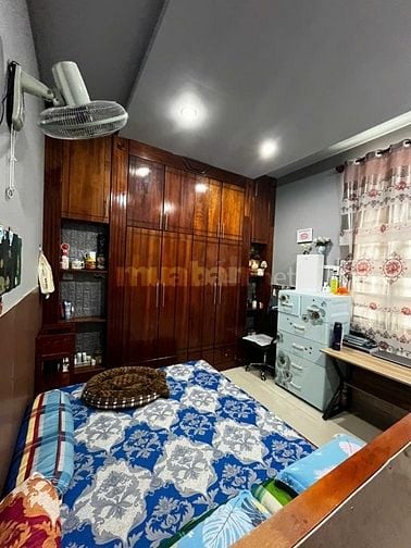 Bân nhà dt 97m2 đúc 2 tầng đường số 28 gần bờ kênh TL GV giá 12ty800