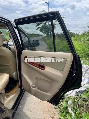Toyota Innova 2007 G