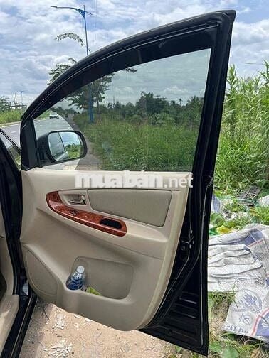 Toyota Innova 2007 G