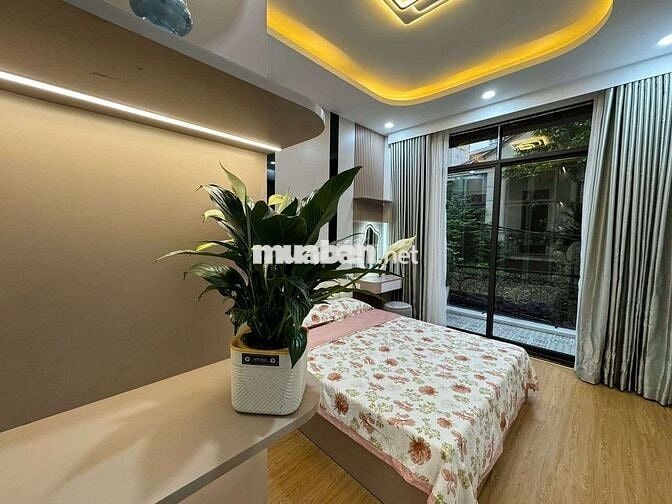 Nhà đẹp Gara oto 46m x5 tầng, 6 ngủ ,gara oto phố Khương hạ