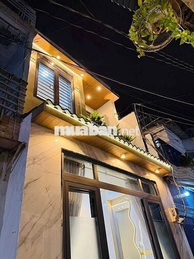 Bán nhà giá 4tỷ290 ,HXH 8m Trần Văn Đang, Q3, 50m2, 2PN, 2WC, SHR