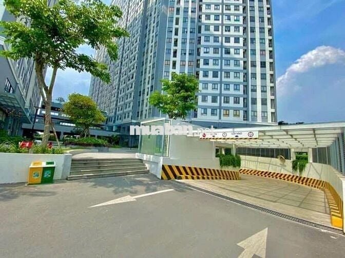 Cần bán căn 2PN giá 1,83 tỷ, tặng lại nội thất dính tường, tầng trung