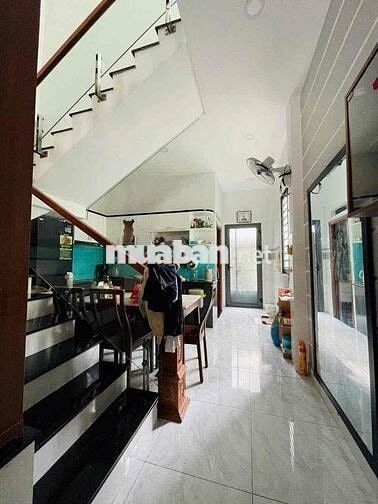 NHÀ THUÊ 3PN - 2 WC ) - vị trí hẻm 10m khu nguyễn Sơn, P Phú Thọ Hòa,