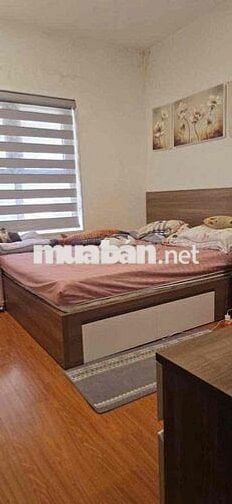 Bán nhà tập thể siêu đẹp gần 5 tỷ sổ đỏ 100m2 Đại học công đoàn 3 ngủ