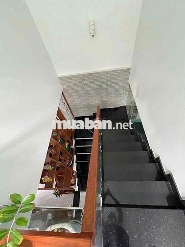 NHÀ THUÊ 3PN - 2 WC ) - vị trí hẻm 10m khu nguyễn Sơn, P Phú Thọ Hòa,