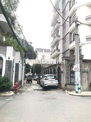 Biệt thự 3 tầng Lam Sơn 11x19m,, giá 90 triệu