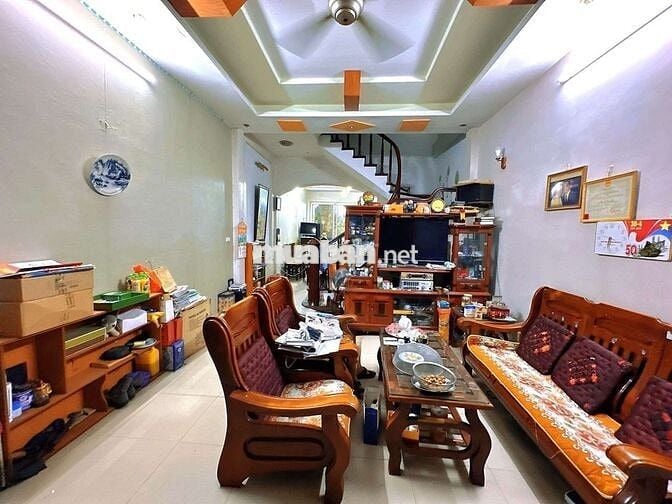 Cầu giấy 79m× 5 tầng × mt 4.3m, 6 ngủ