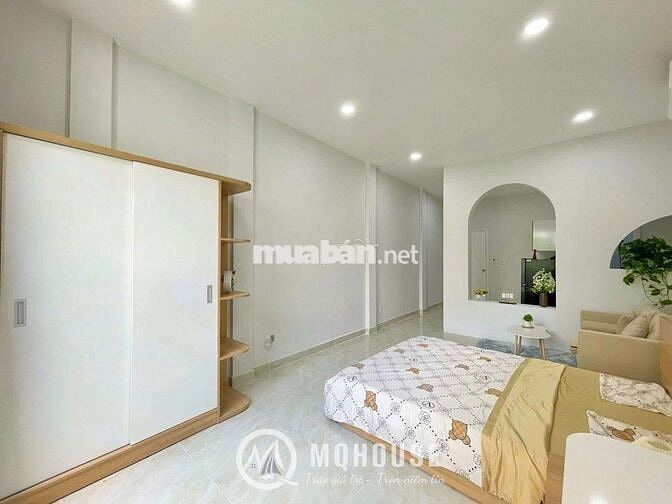 Căn hộ full nội thất cửa sổ lớn cực thoáng mát Hoàng Diệu Quận 4