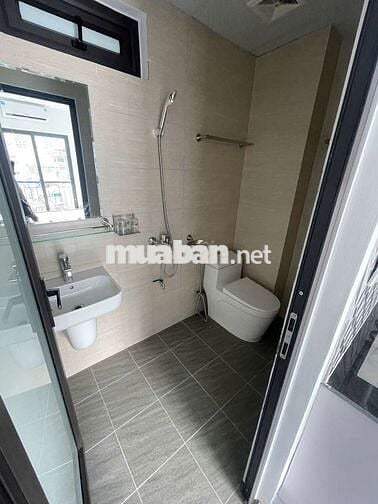 Cho thuê CCMN 20-25m2 Full đồ. Tủ lạnh, ban công thoáng tại Minh Khai