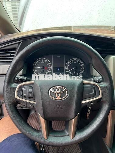Toyota Innova 2019 2.0E - 88000 km