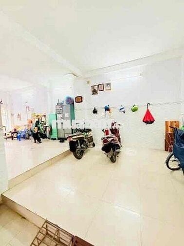Nhà nguyên căn - 125m2 Đất - 4 tầng dtsd 250m2 - sân 45m2 - 5PN 5WC