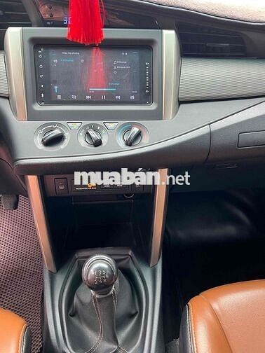 Toyota Innova 2019 2.0E - 88000 km
